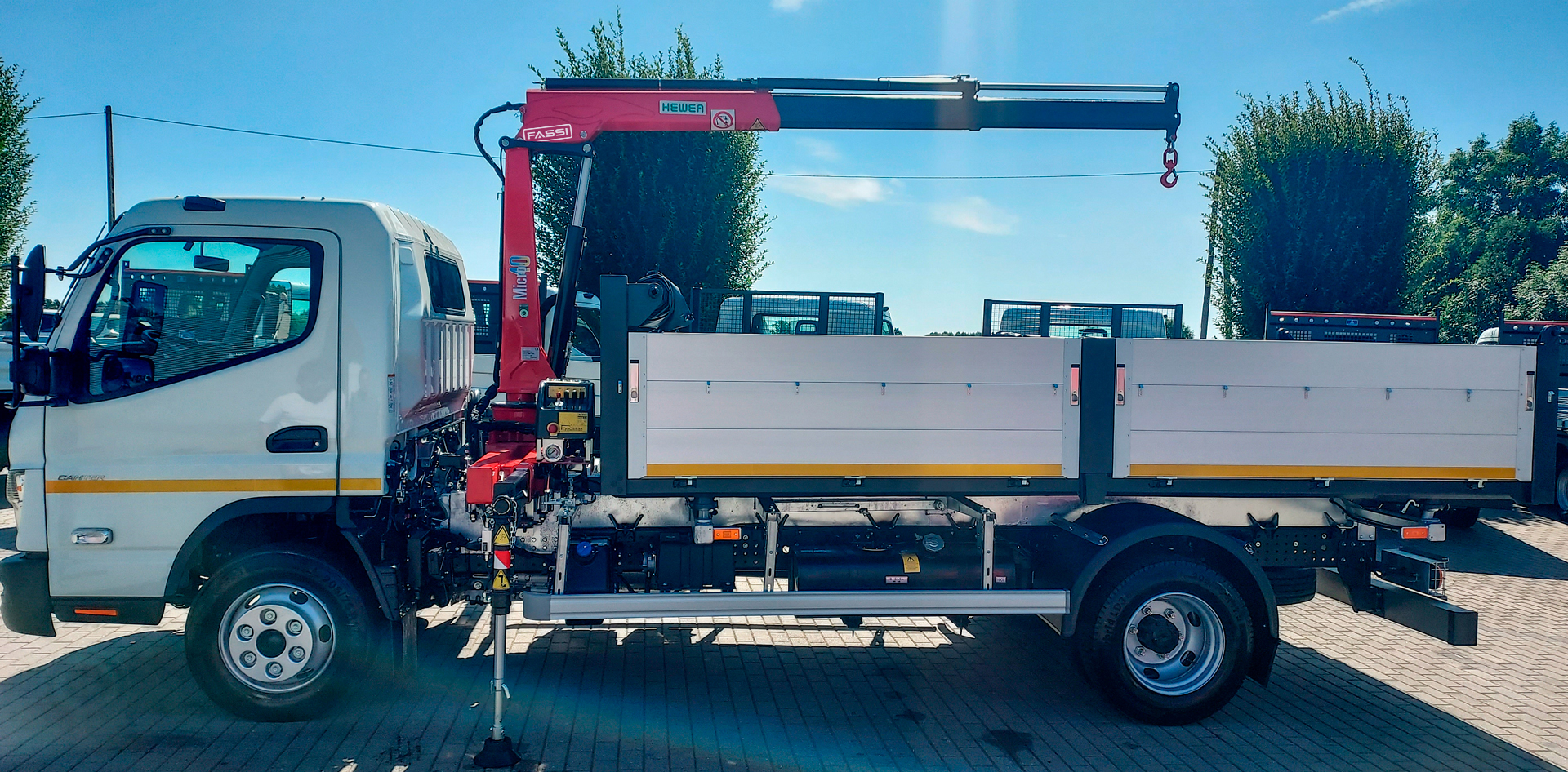 Fassi-truck-crane-F26A-active