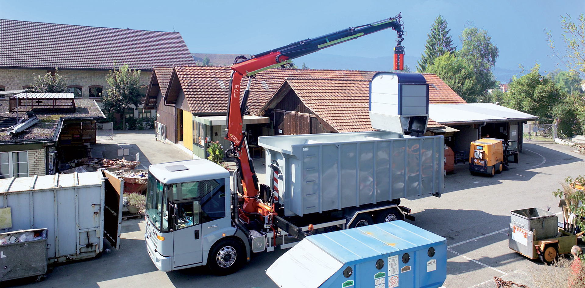 Fassi-truck-crane-F26A-active