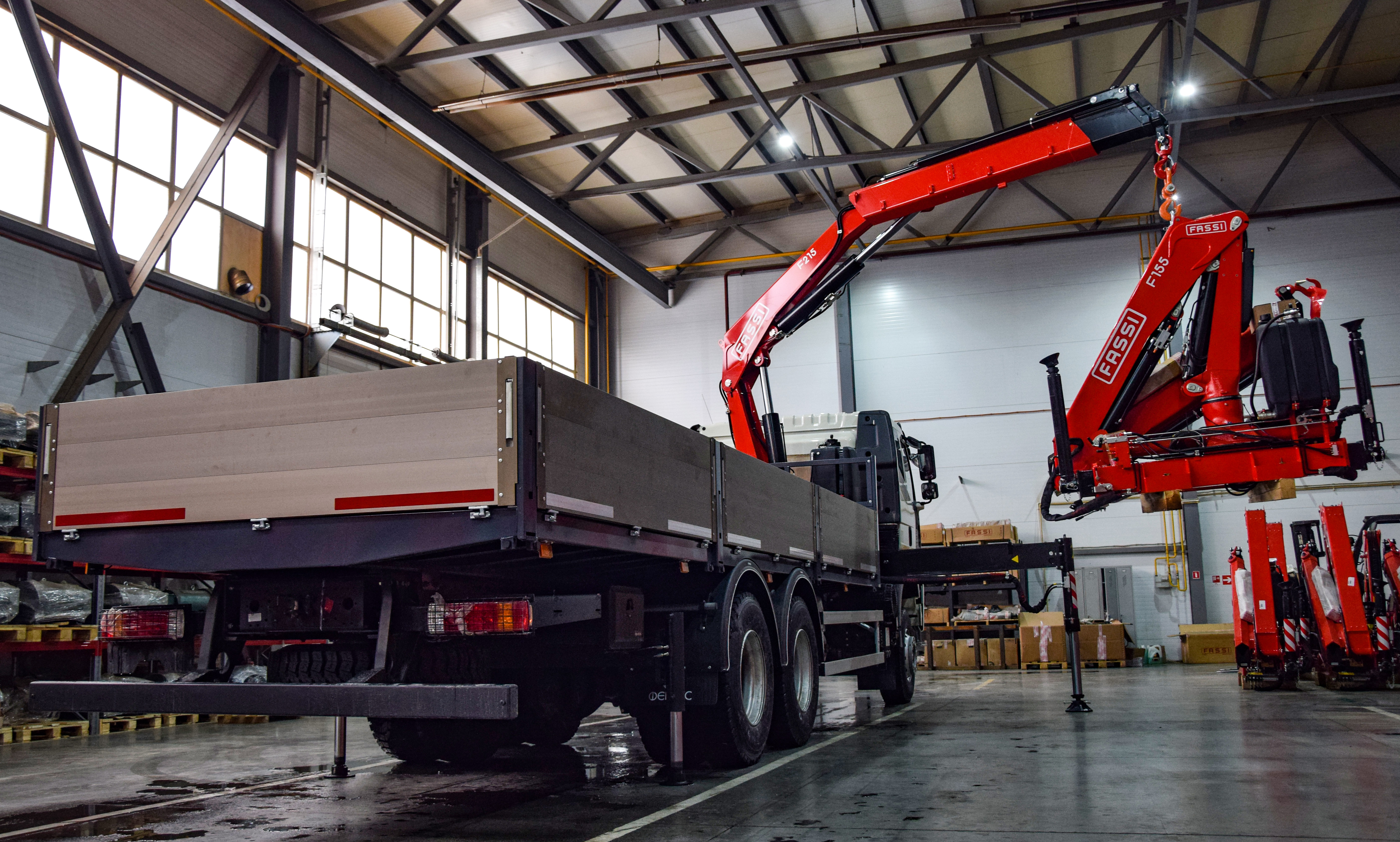 FAW J6 CA3250 с КМУ FASSI F215A.0.22