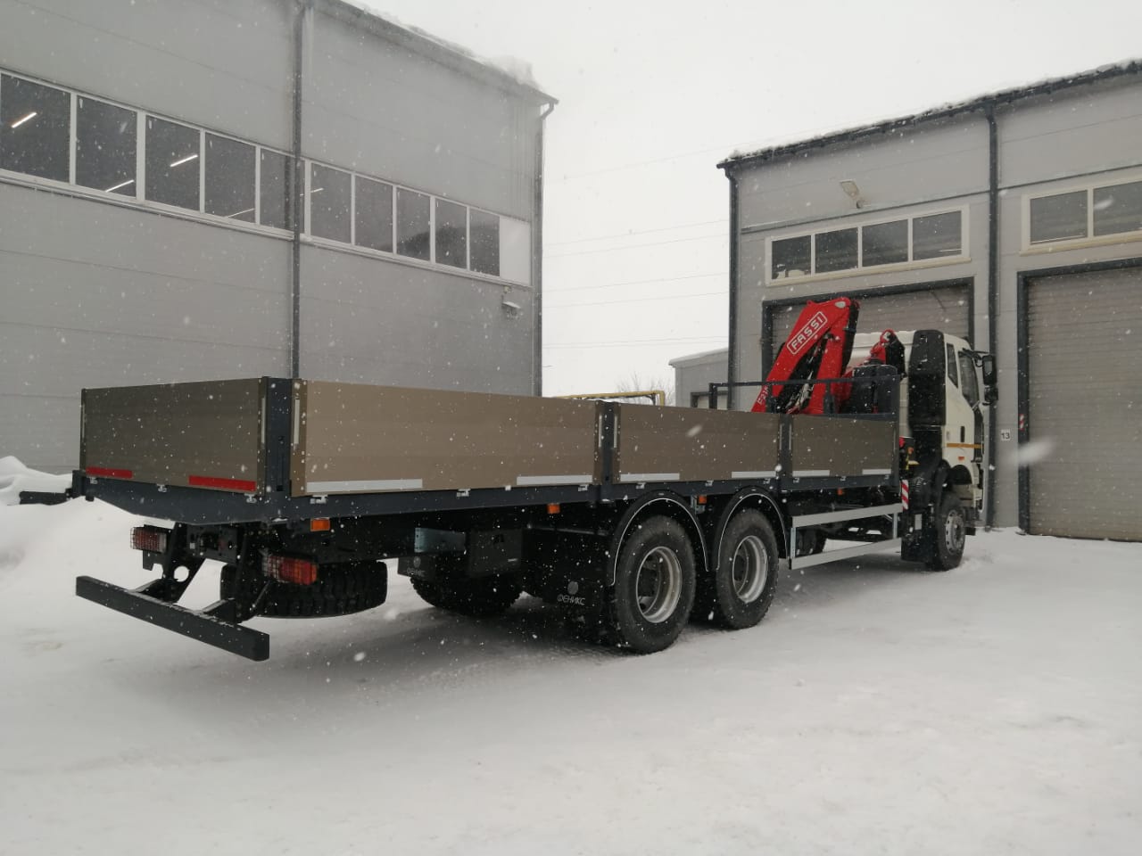 FAW J6 CA3250 с КМУ FASSI F155A.0.22