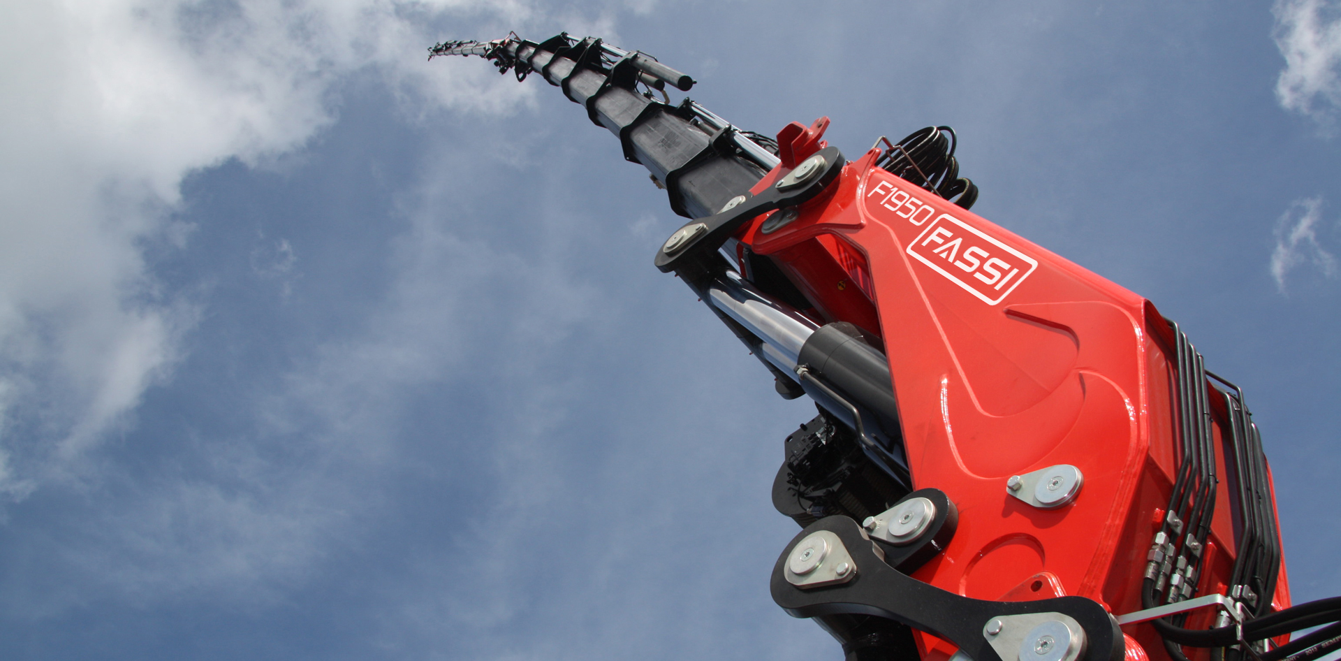 Fassi-truck-crane-F26A-active