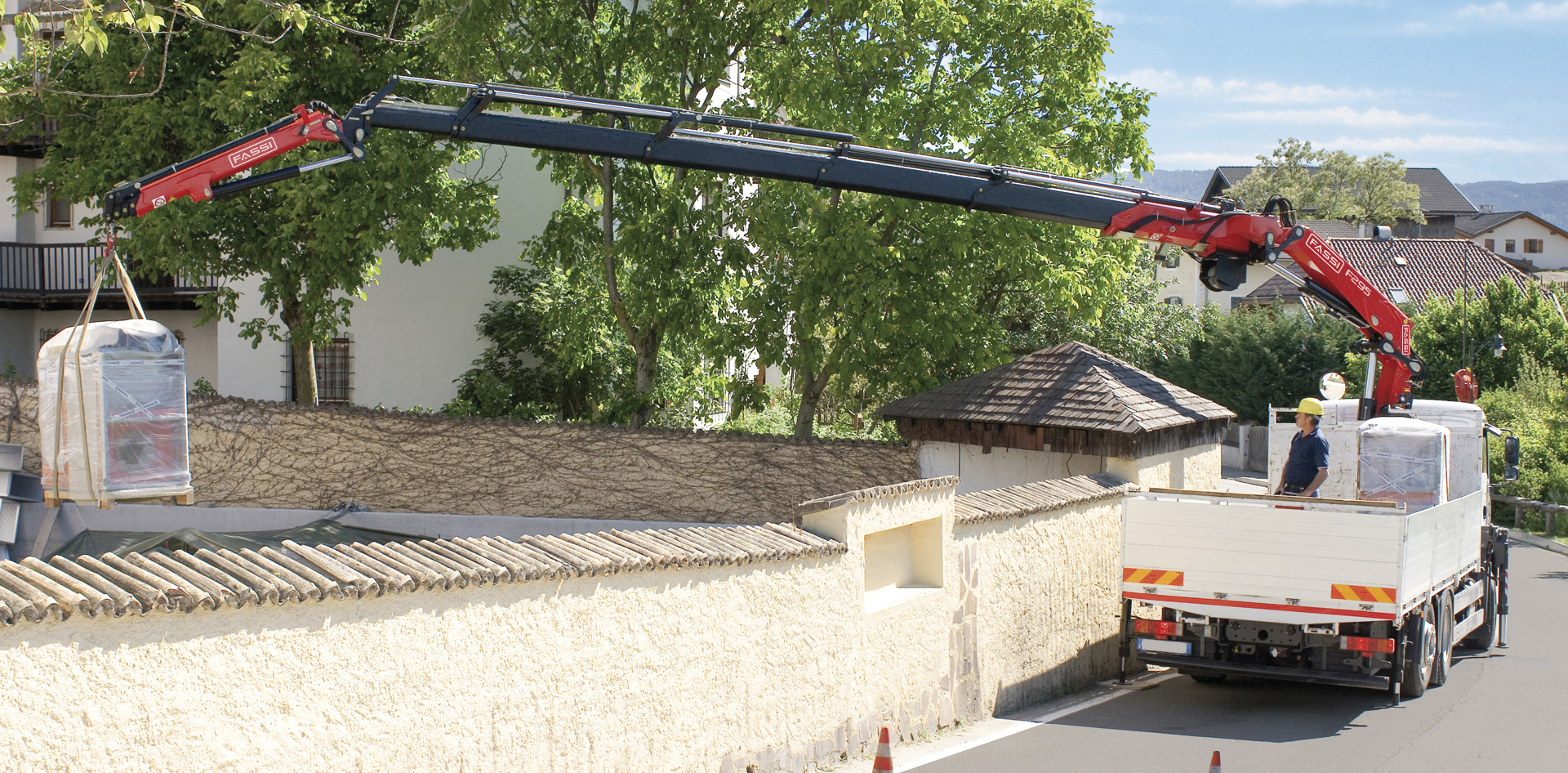 Fassi-truck-crane-F26A-active