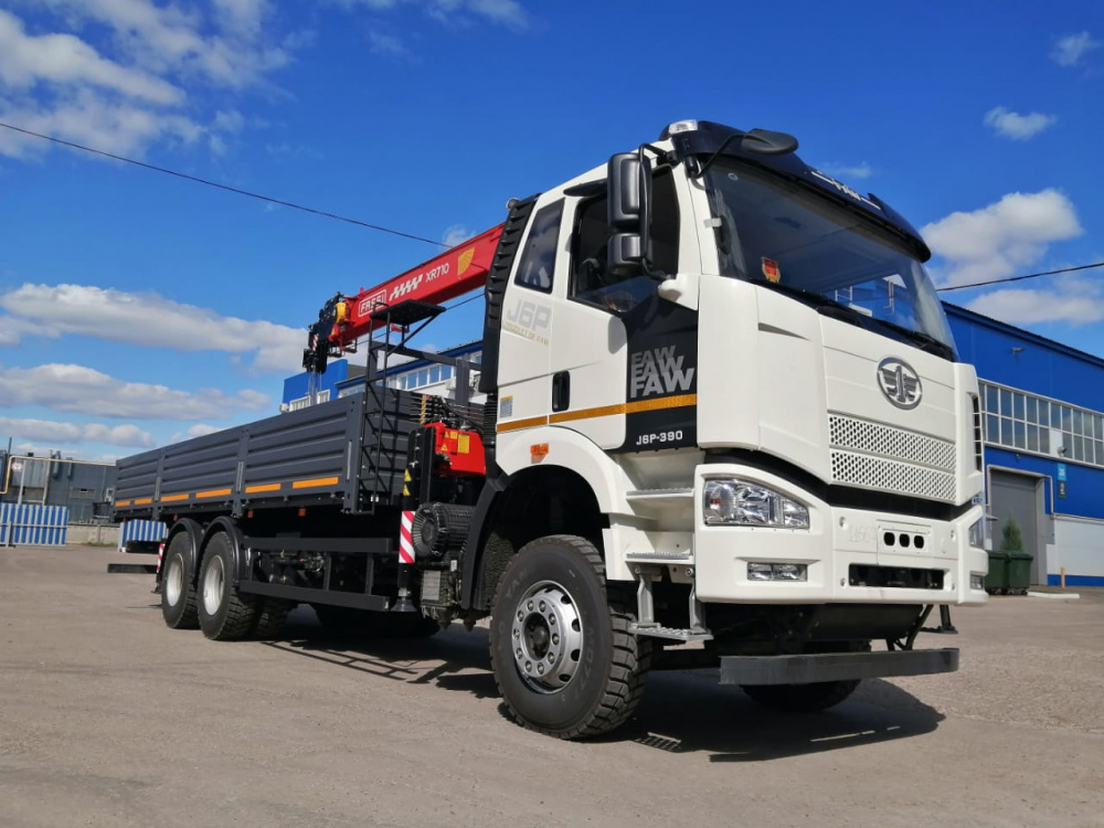 FAW  (6х4) J6 CA3250 с КМУ FASSI XR716