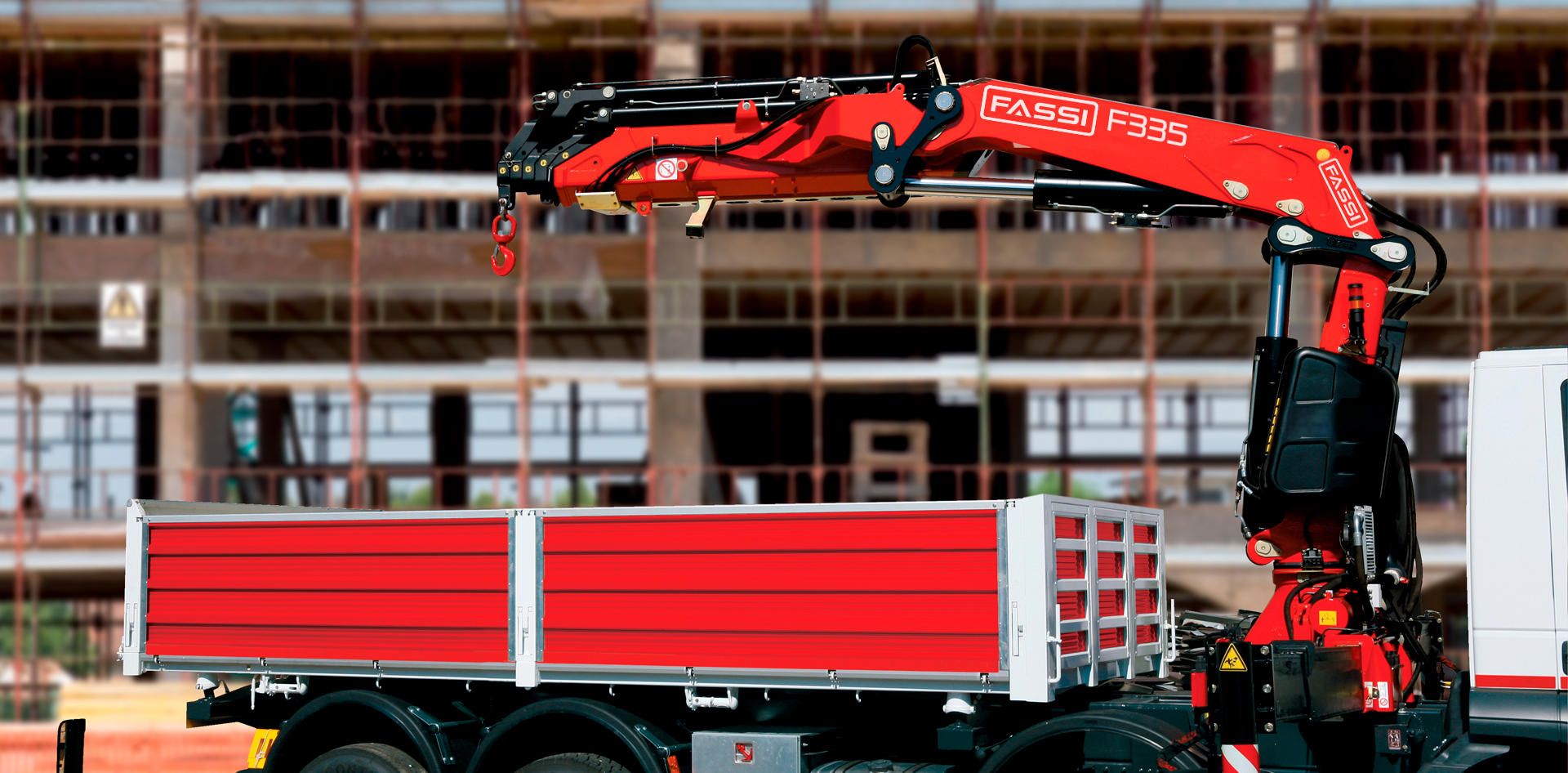 Fassi-truck-crane-F26A-active